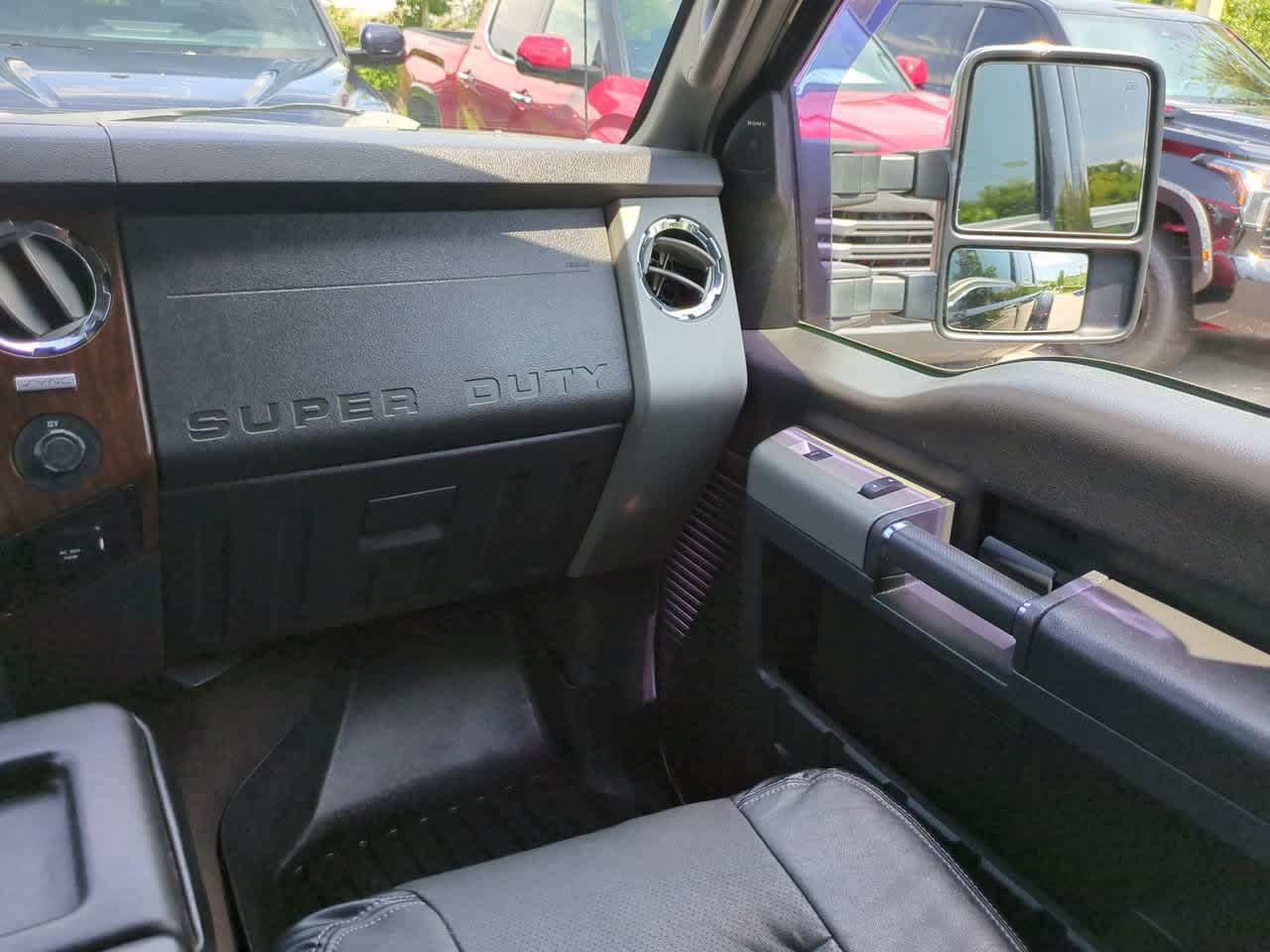 Used 2016 Ford F350 Lariat w/ Lariat Ultimate Package AWD/4WD image 16