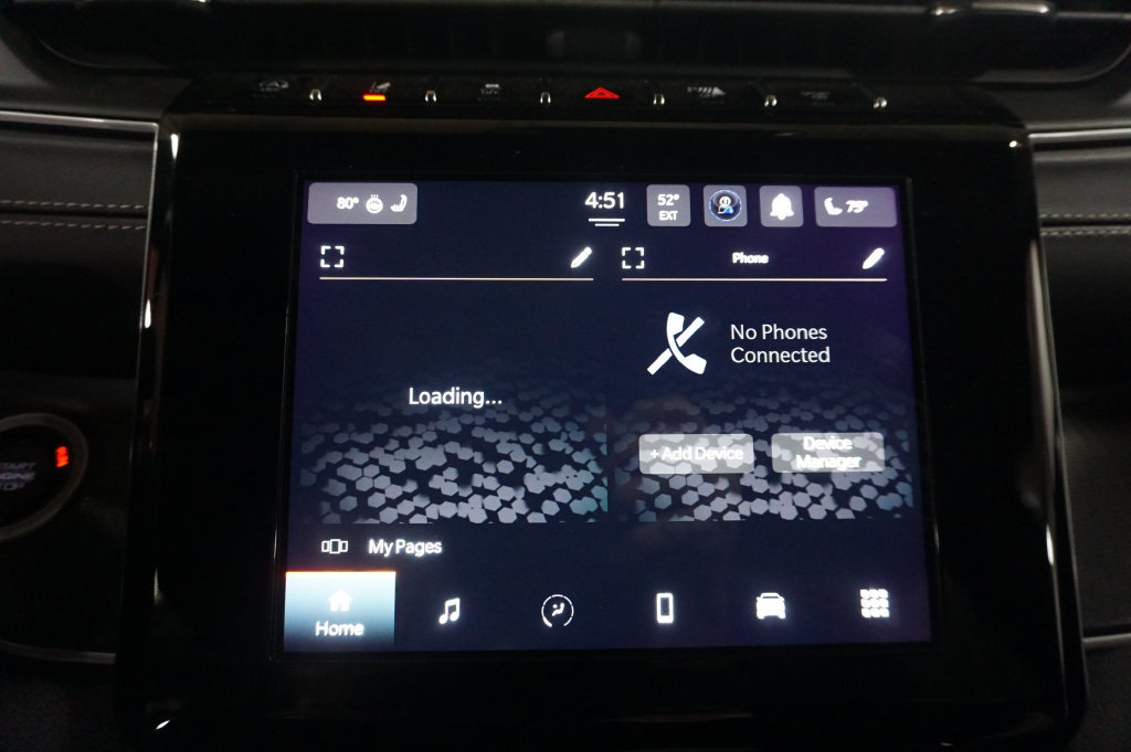 Used 2023 Jeep Grand Cherokee Altitude AWD/4WD image 11
