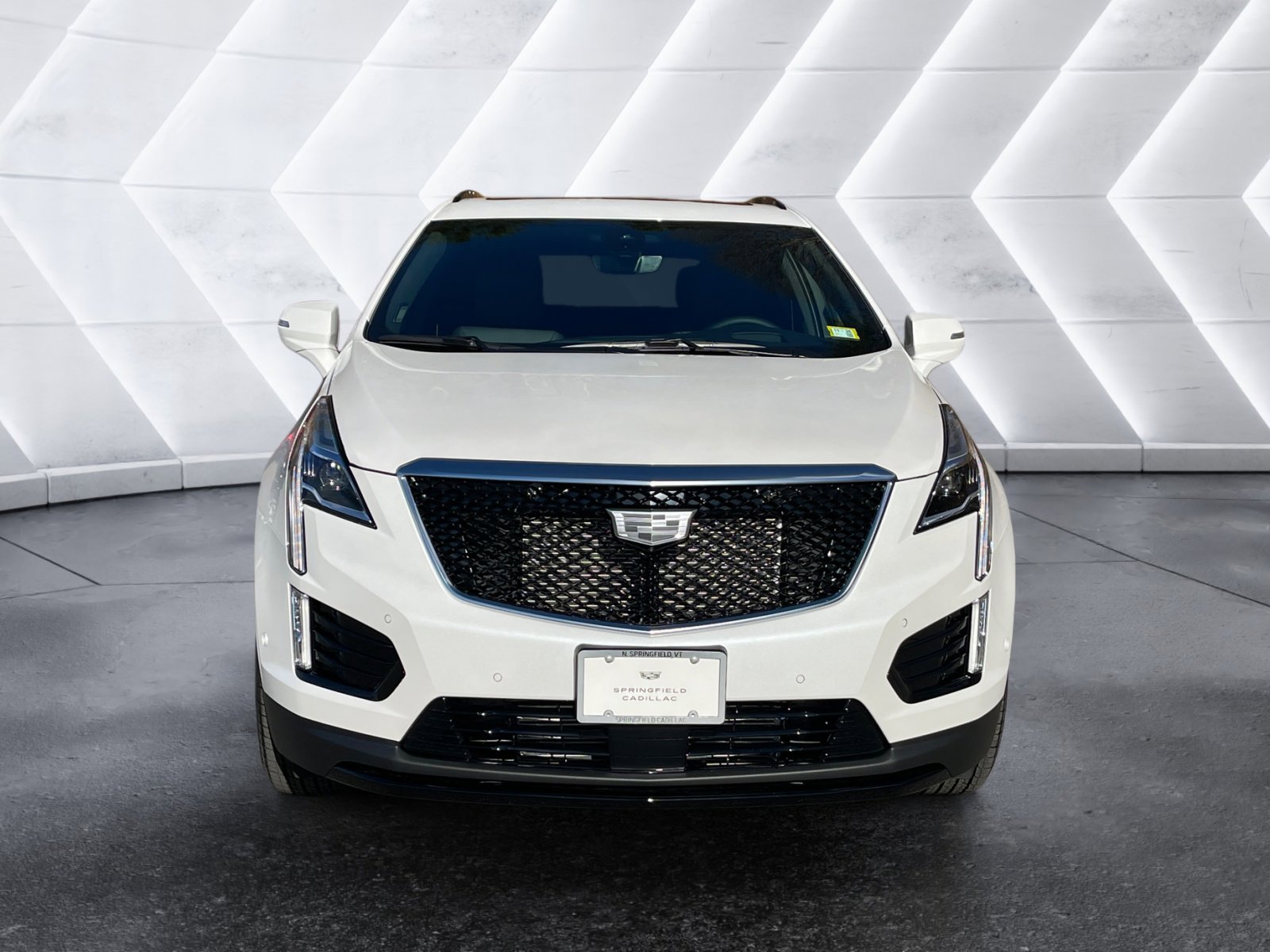 New 2026 Cadillac XT5 Sportv w/ LPO, Onyx Lite Package image 9