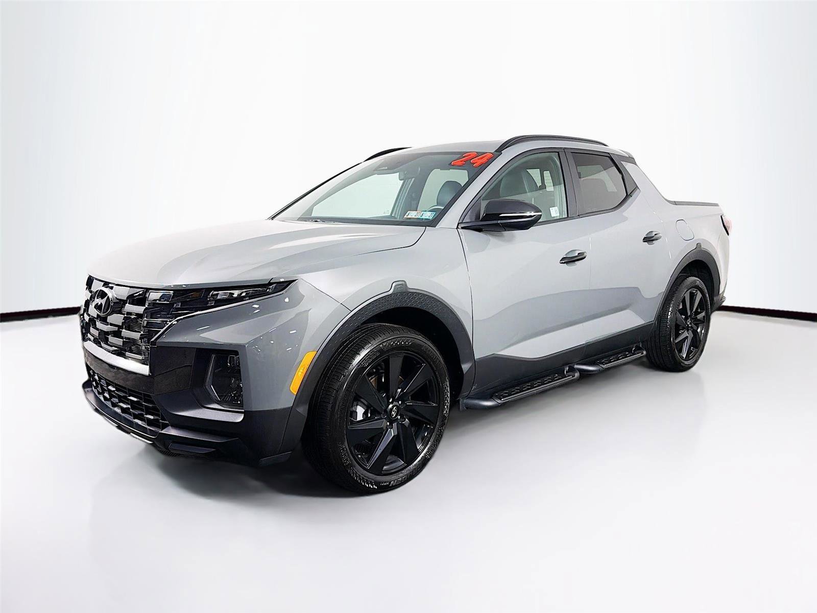 Used 2024 Hyundai Santa Cruz Night AWD/4WD image 3