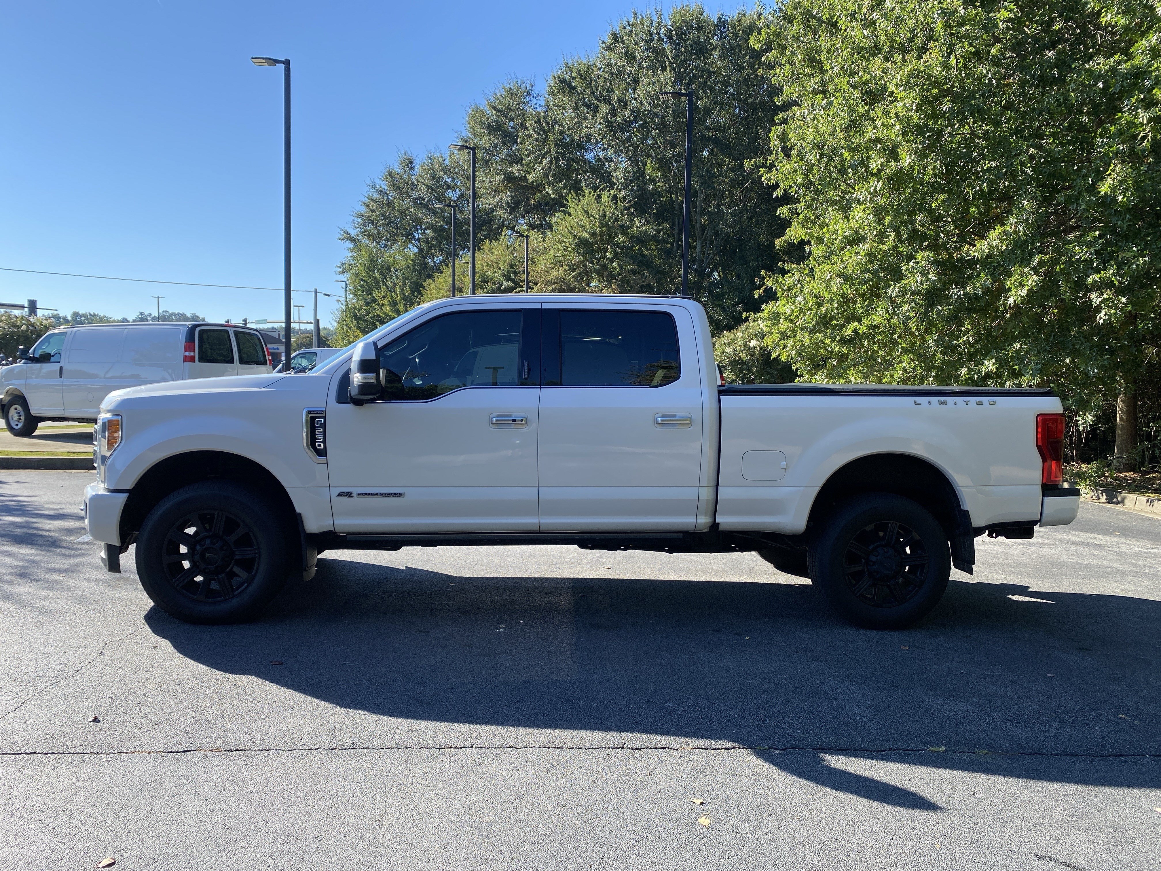 Used 2019 Ford F250 Limited AWD/4WD image 6