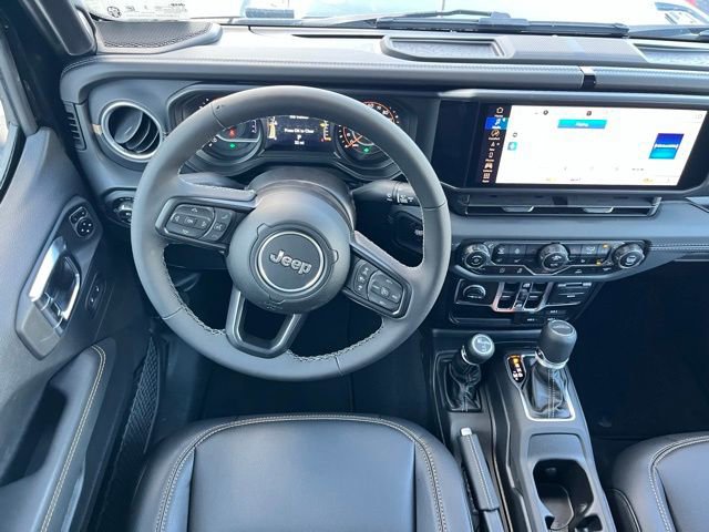 New 2025 Jeep Gladiator High Tide image 9