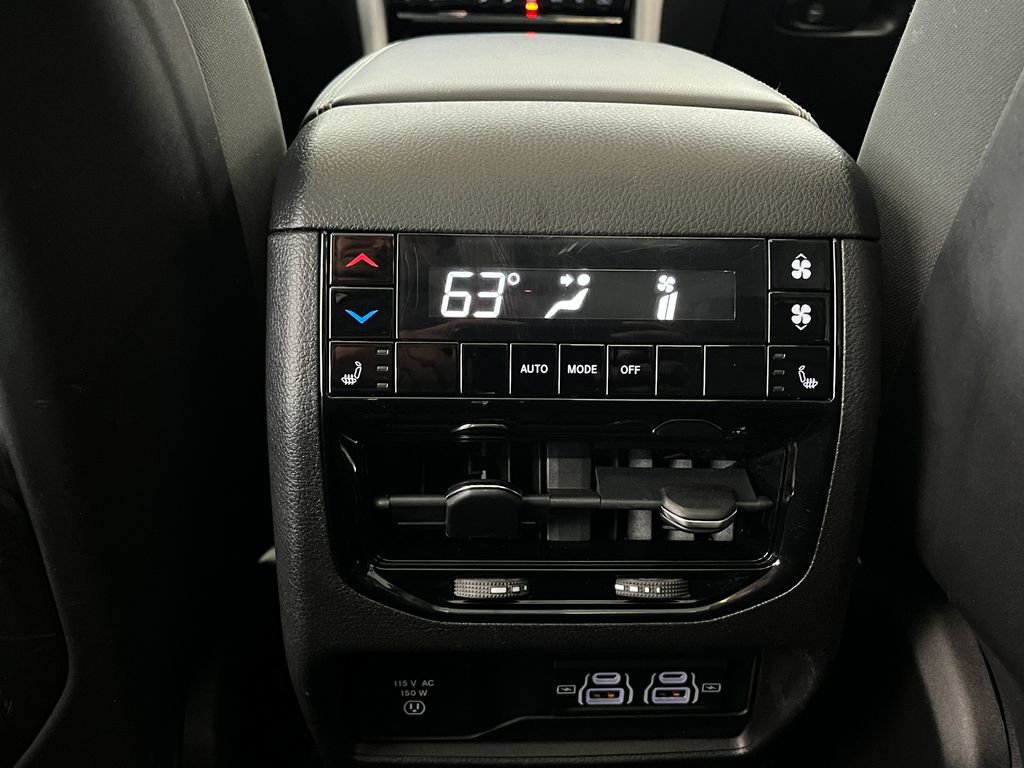 Used 2022 Jeep Grand Cherokee L Limited image 32