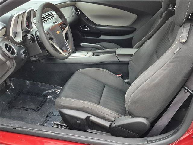 Used 2015 Chevrolet Camaro LS RWD image 15