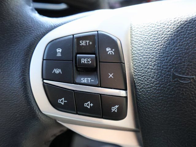 Used 2023 Ford Explorer Limited AWD/4WD image 36