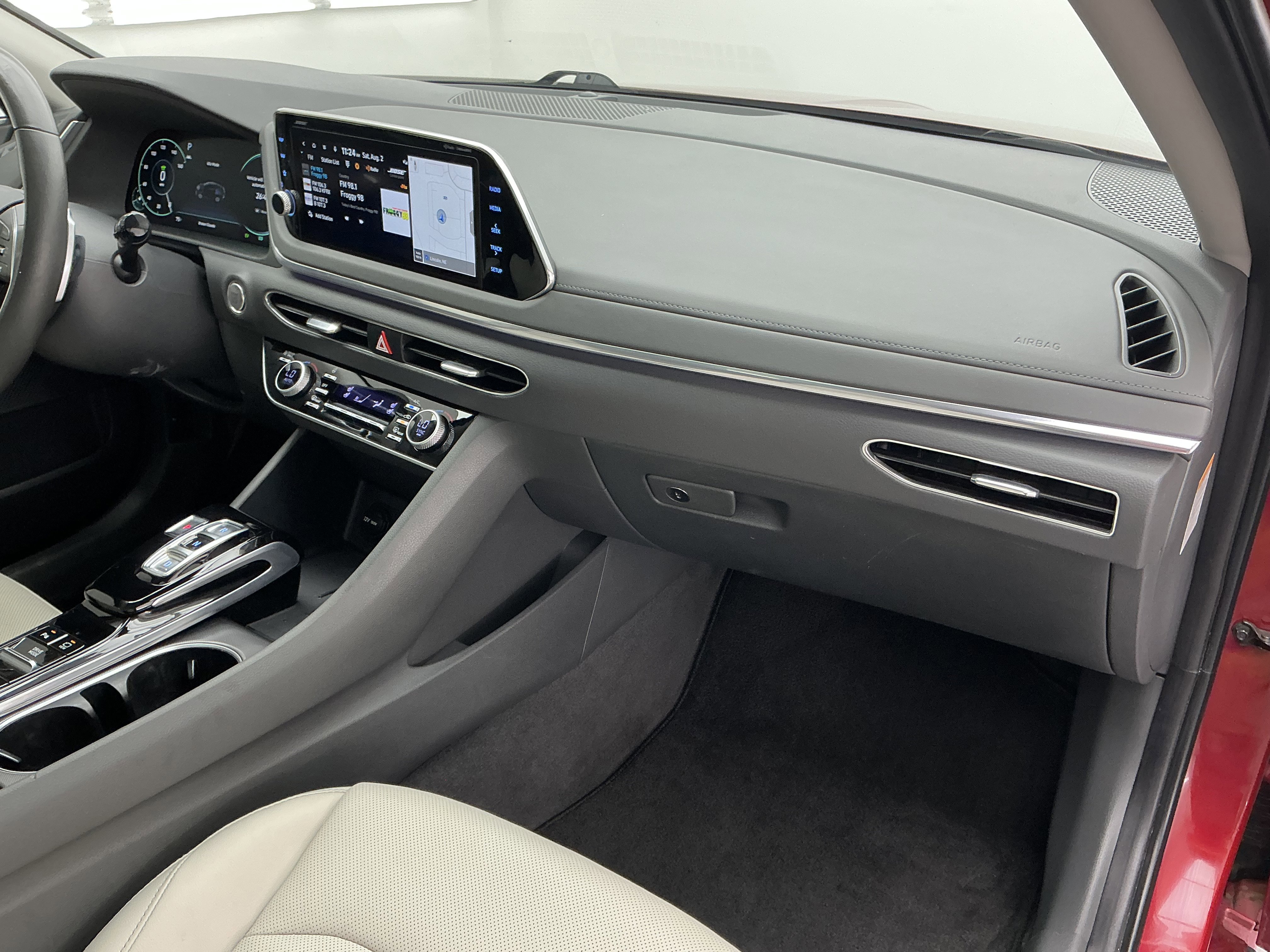 Used 2023 Hyundai Sonata Limited w/ Cargo Package image 24