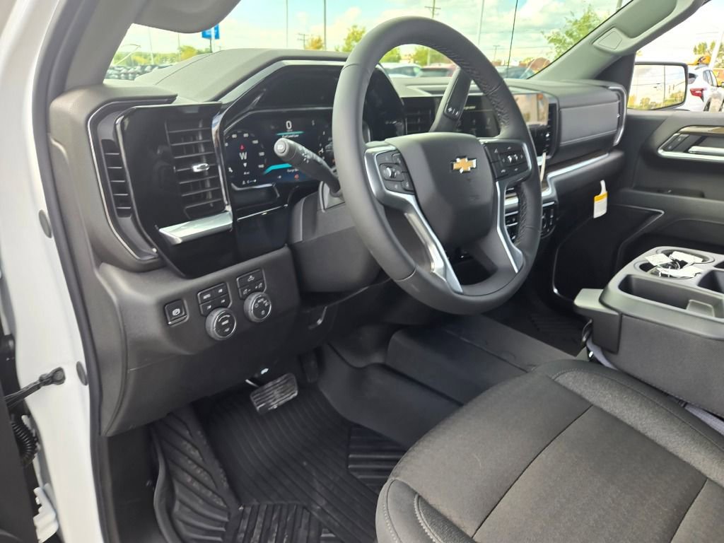 New 2026 Chevrolet Silverado 1500 LT image 18