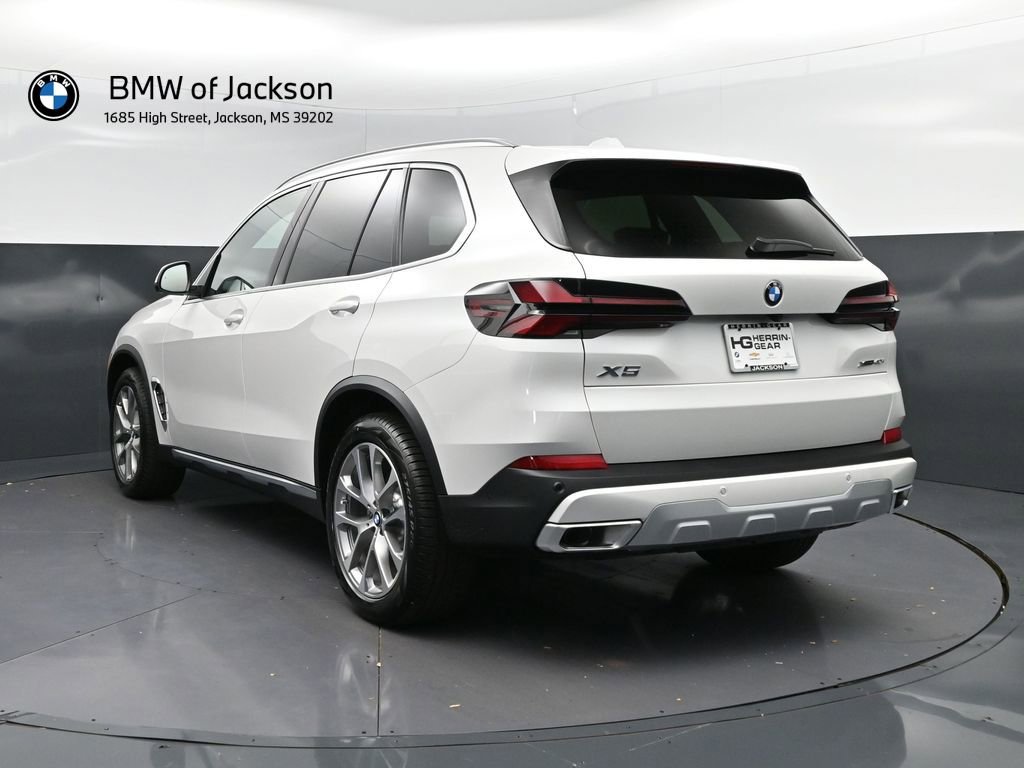 New 2026 BMW X5 xDrive40i w/ Climate Comfort Package AWD/4WD image 5