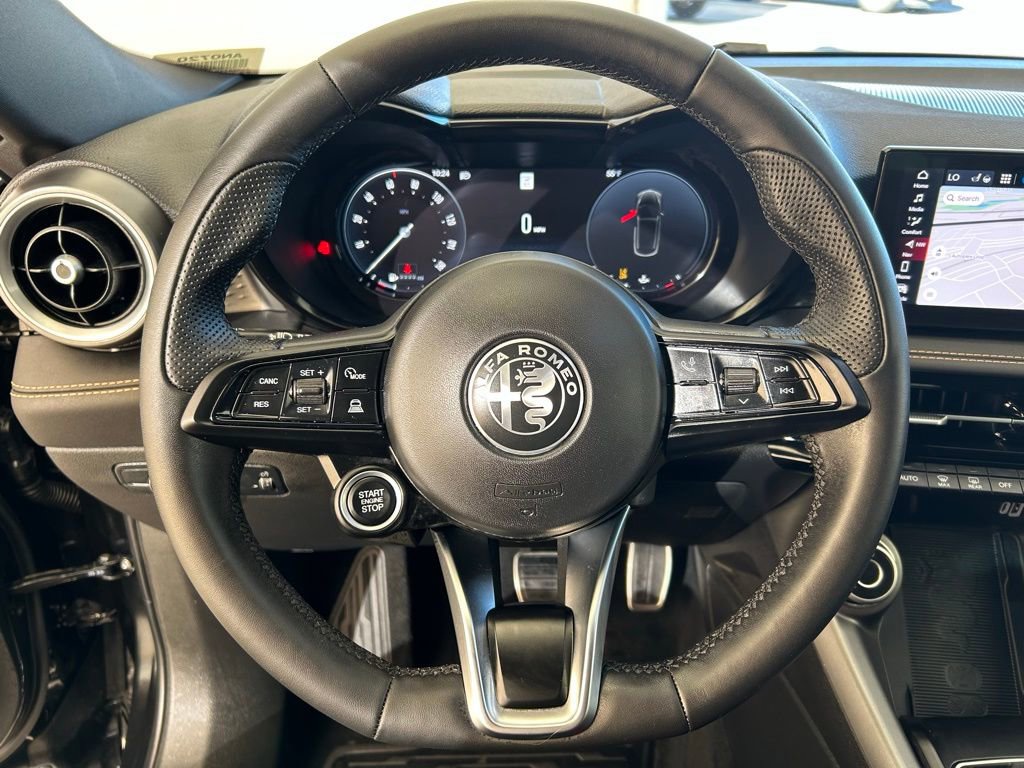 New 2025 Alfa Romeo Tonale AWD/4WD image 40