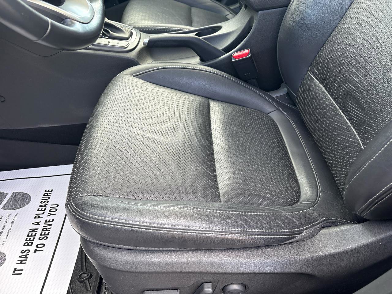 Used 2021 Hyundai Kona Ultimate w/ Cargo Package AWD/4WD image 27