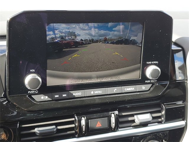 New 2025 Nissan Pathfinder SV w/ Black Appearance Package image 20