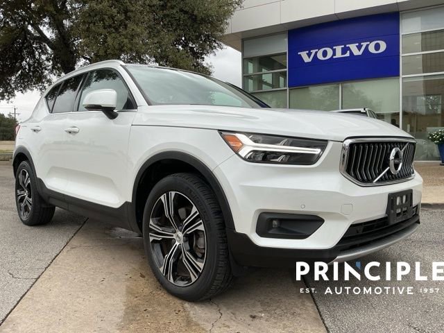 Certified 2021 Volvo XC40 T4 Inscription w/ Climate Package
