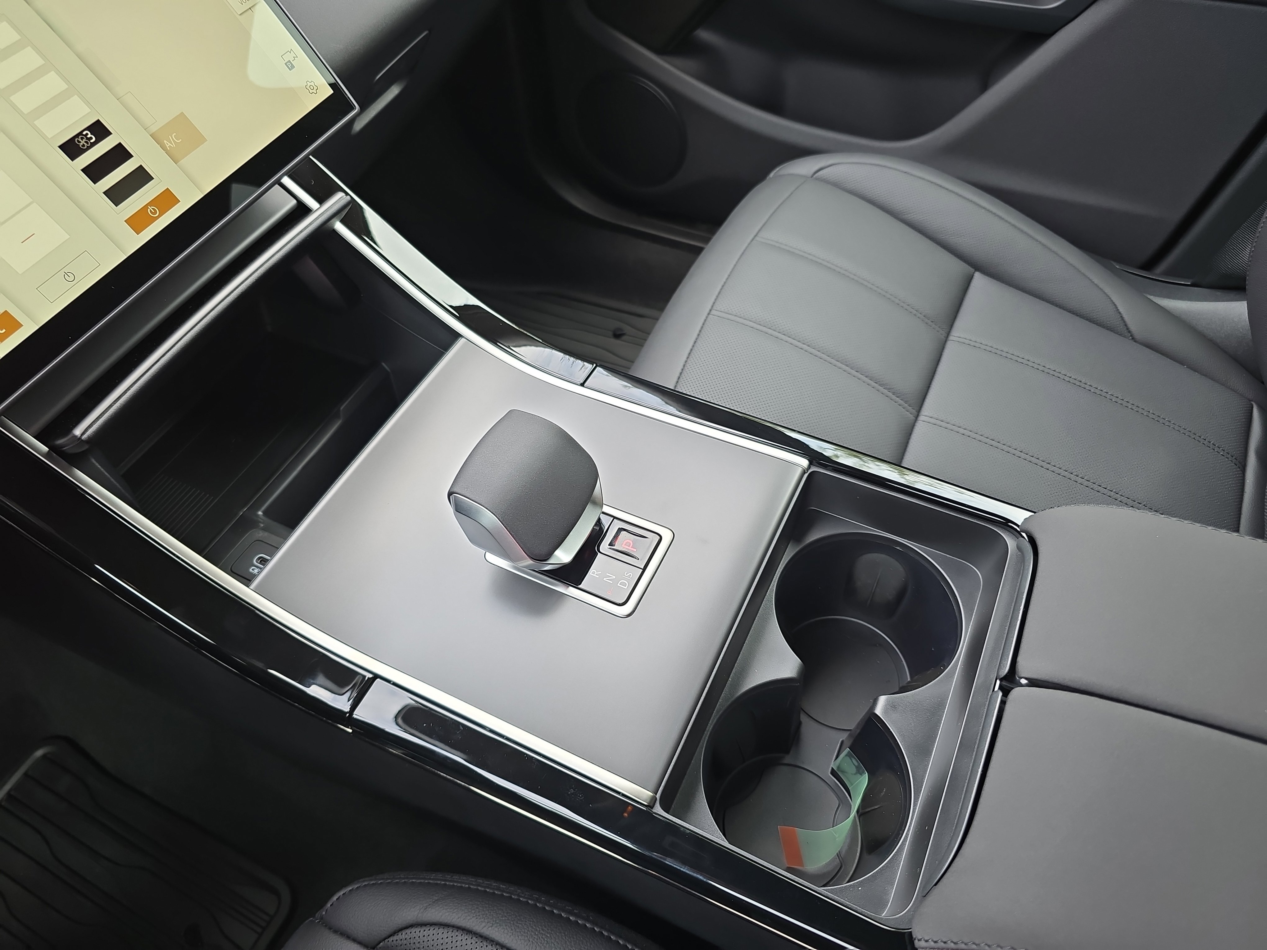 New 2026 Land Rover Range Rover Evoque S image 25