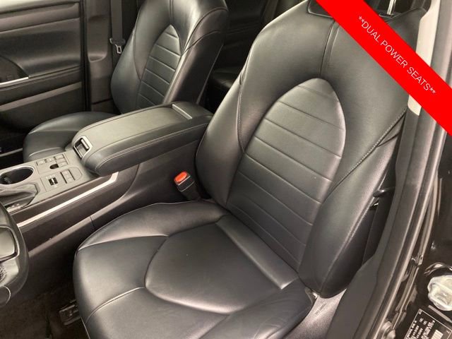 Used 2023 Toyota Highlander XLE image 16