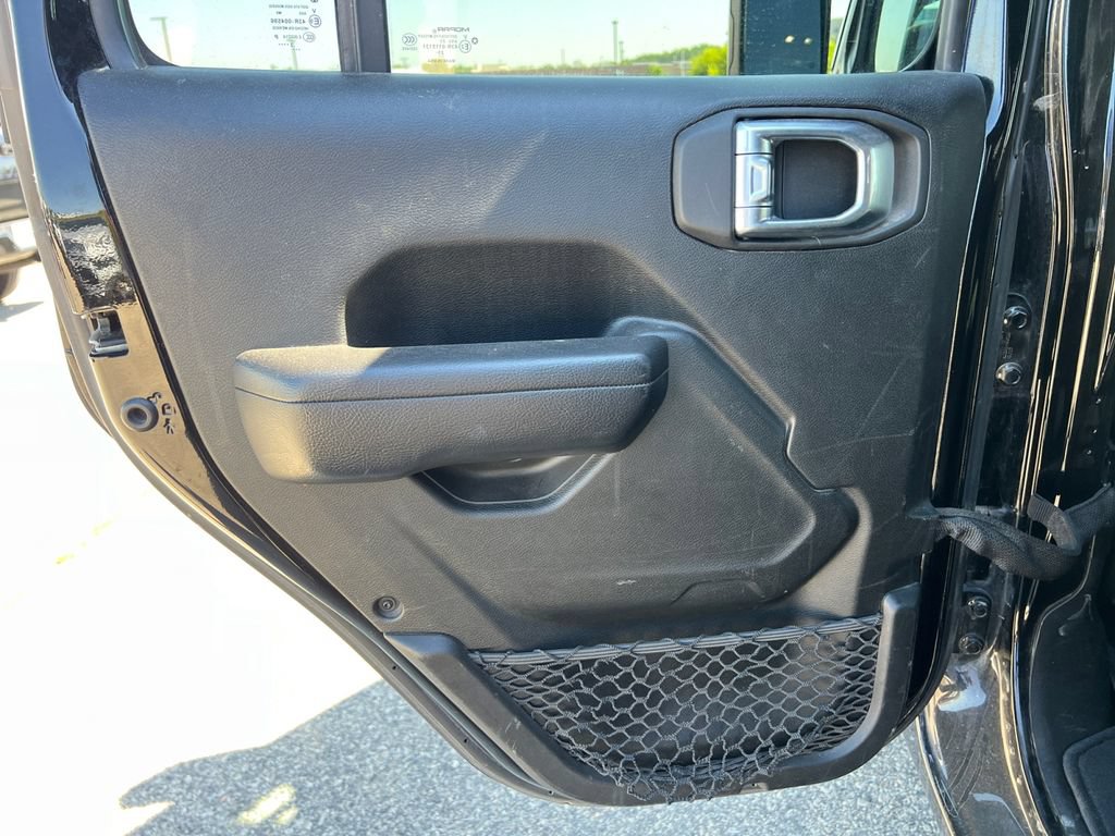 Used 2024 Jeep Wrangler Unlimited Sport AWD/4WD image 32