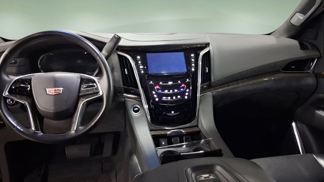 Used 2016 Cadillac Escalade Platinum AWD/4WD image 12