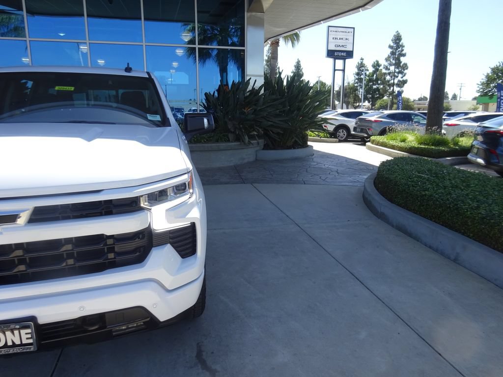 Certified 2026 Chevrolet Silverado 1500 RST w/ Safety Package AWD/4WD image 31