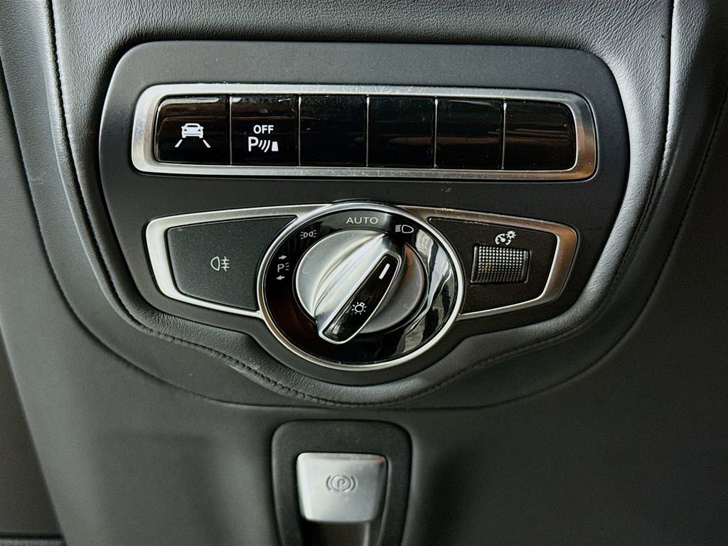 Used 2023 Mercedes-Benz G 550 image 10