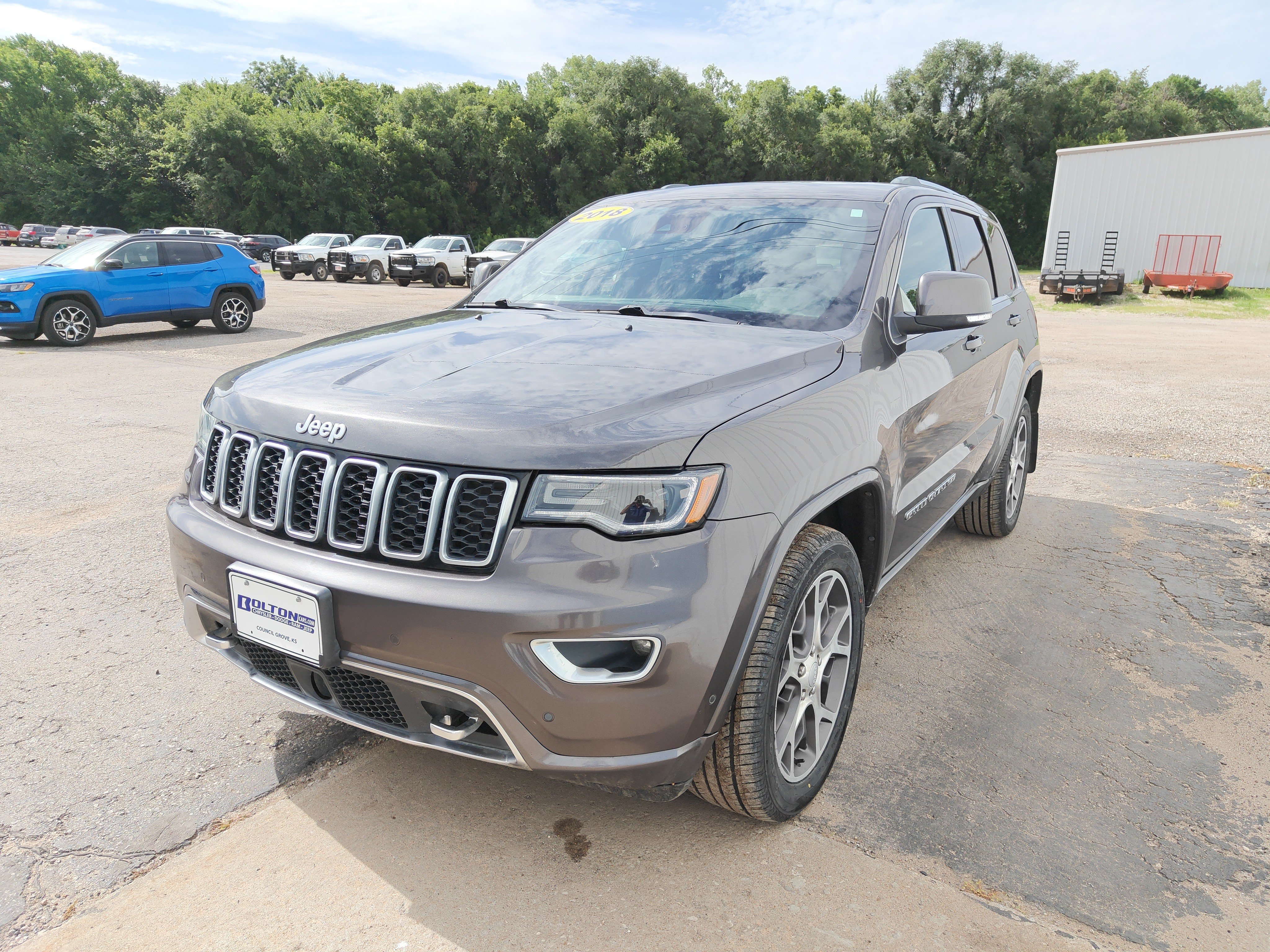 Used 2018 Jeep Grand Cherokee Limited AWD/4WD image 8