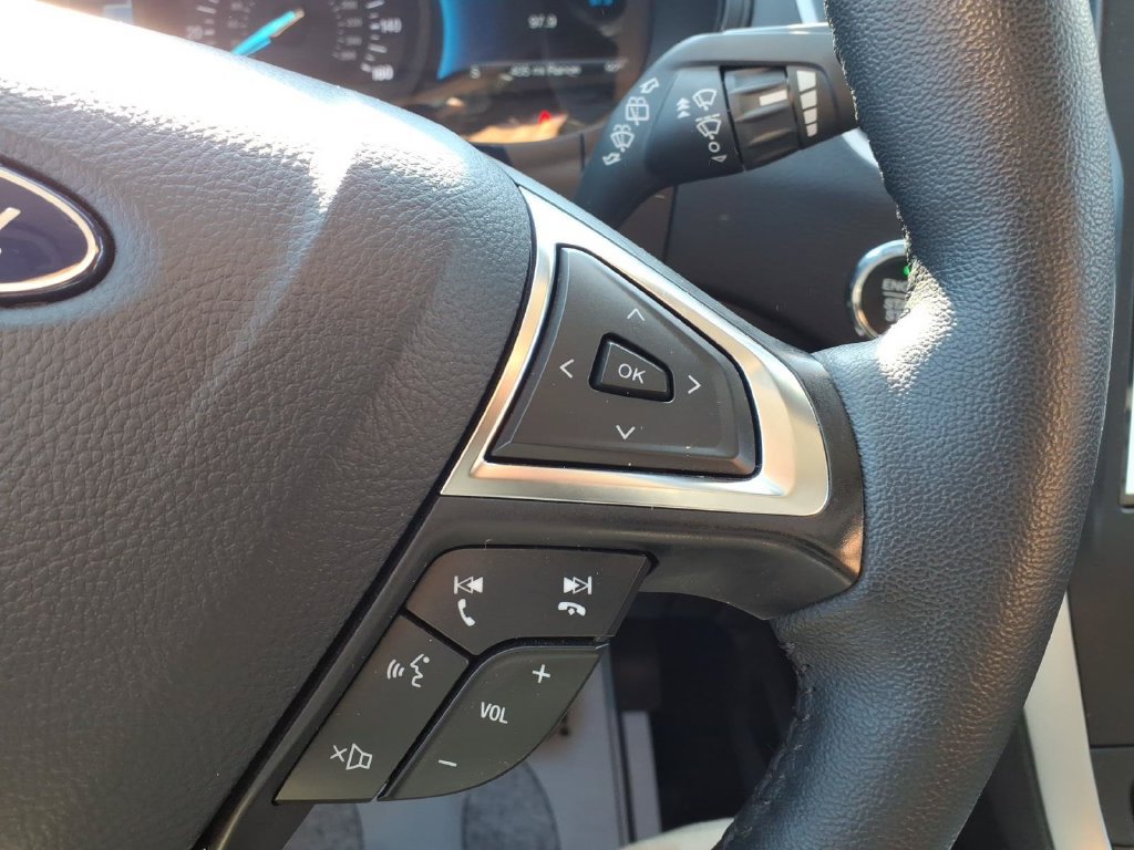 Certified 2024 Ford Edge SEL w/ Convenience Package AWD/4WD image 16
