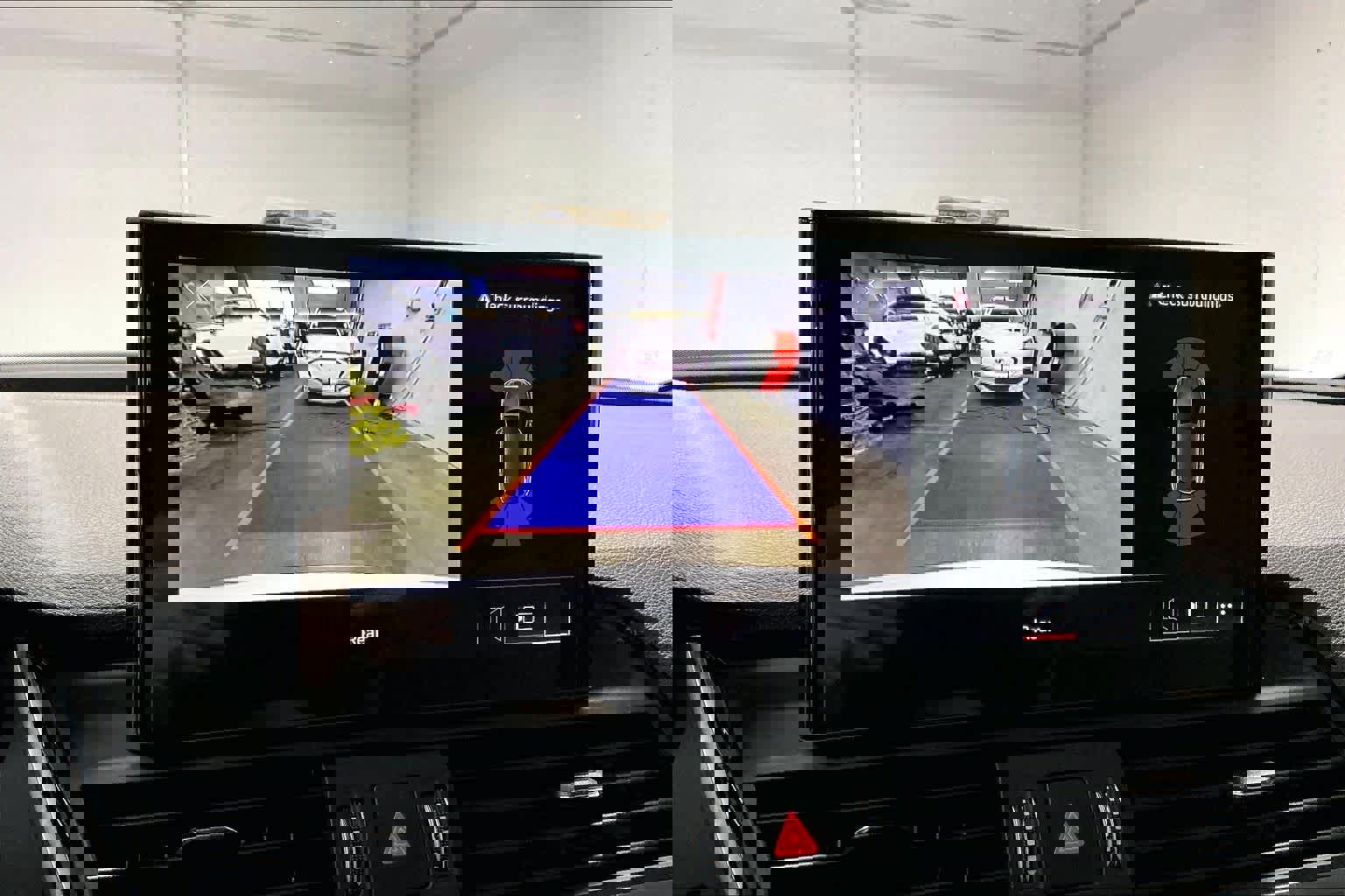 Certified 2025 Audi Q5 2.0T Premium w/ Convenience Plus Package image 24