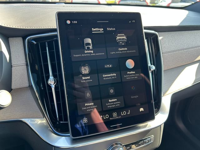 New 2026 Volvo XC90 B6 Plus image 29