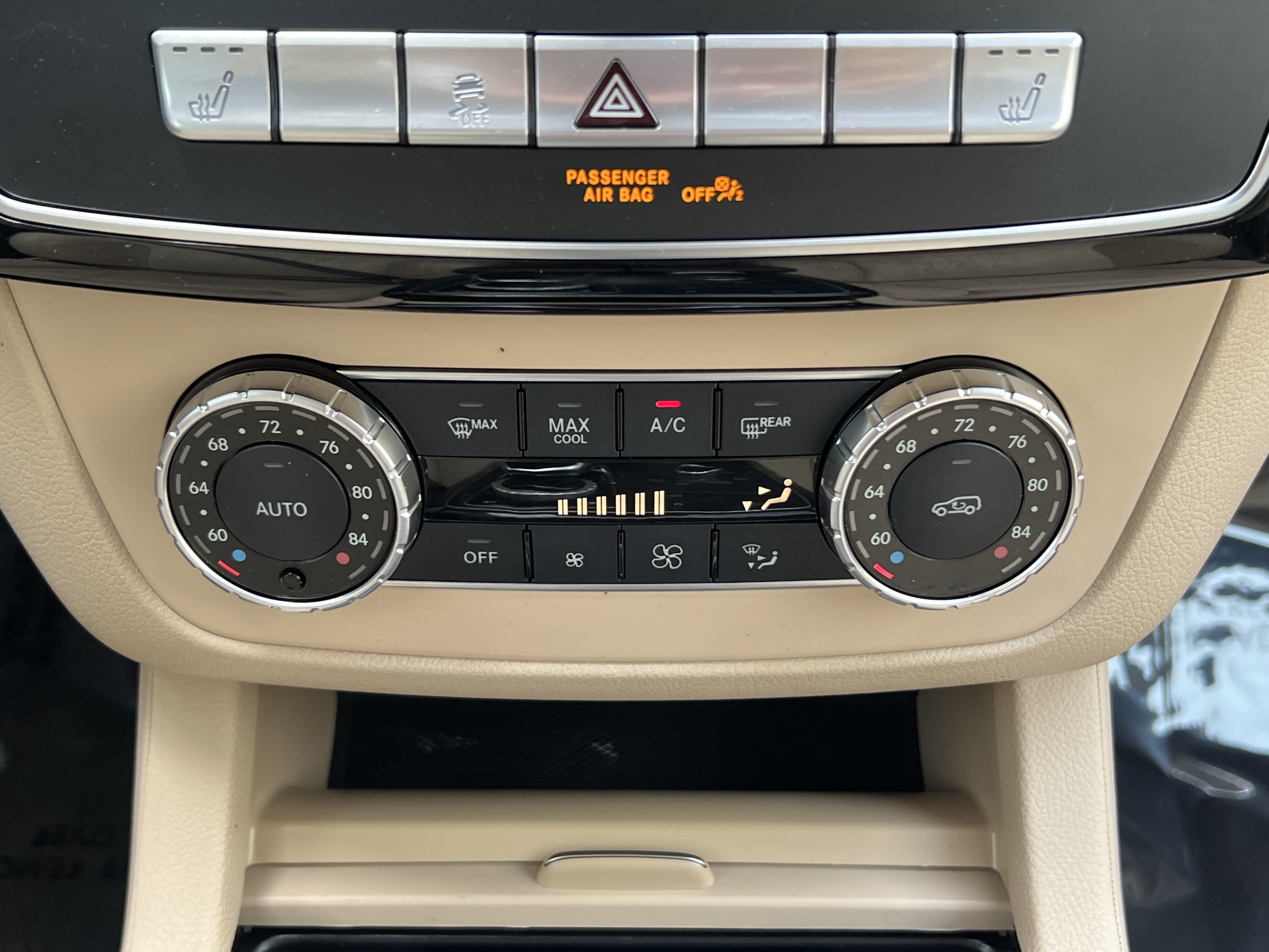 Used 2018 Mercedes-Benz GLE 350 4MATIC image 32