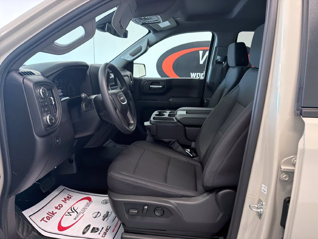 New 2026 GMC Sierra 1500 Pro w/ Graphite Edition AWD/4WD image 8