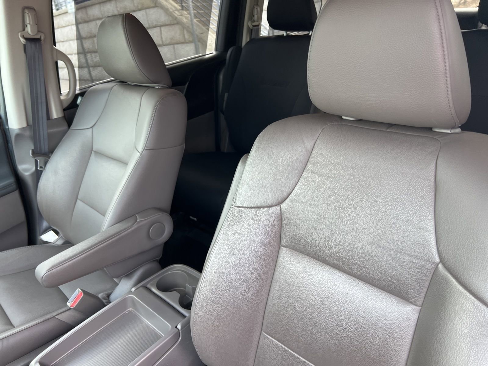 Used 2017 Honda Odyssey Touring image 7