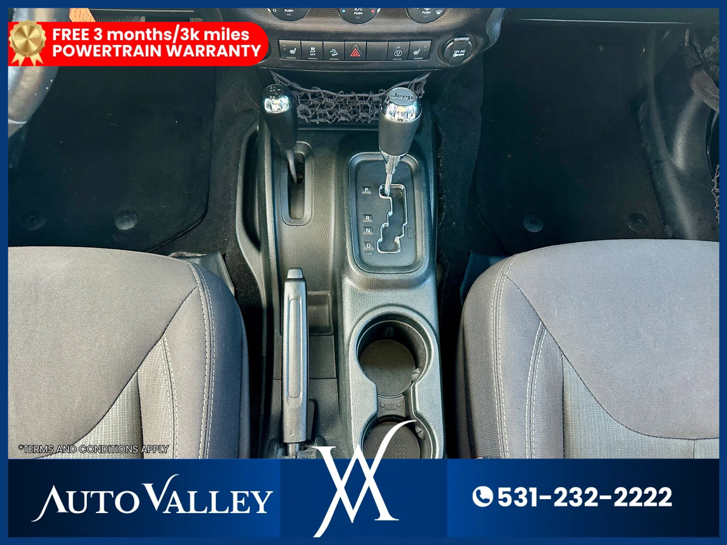 Used 2018 Jeep Wrangler Unlimited Sahara w/ Connectivity Group image 34