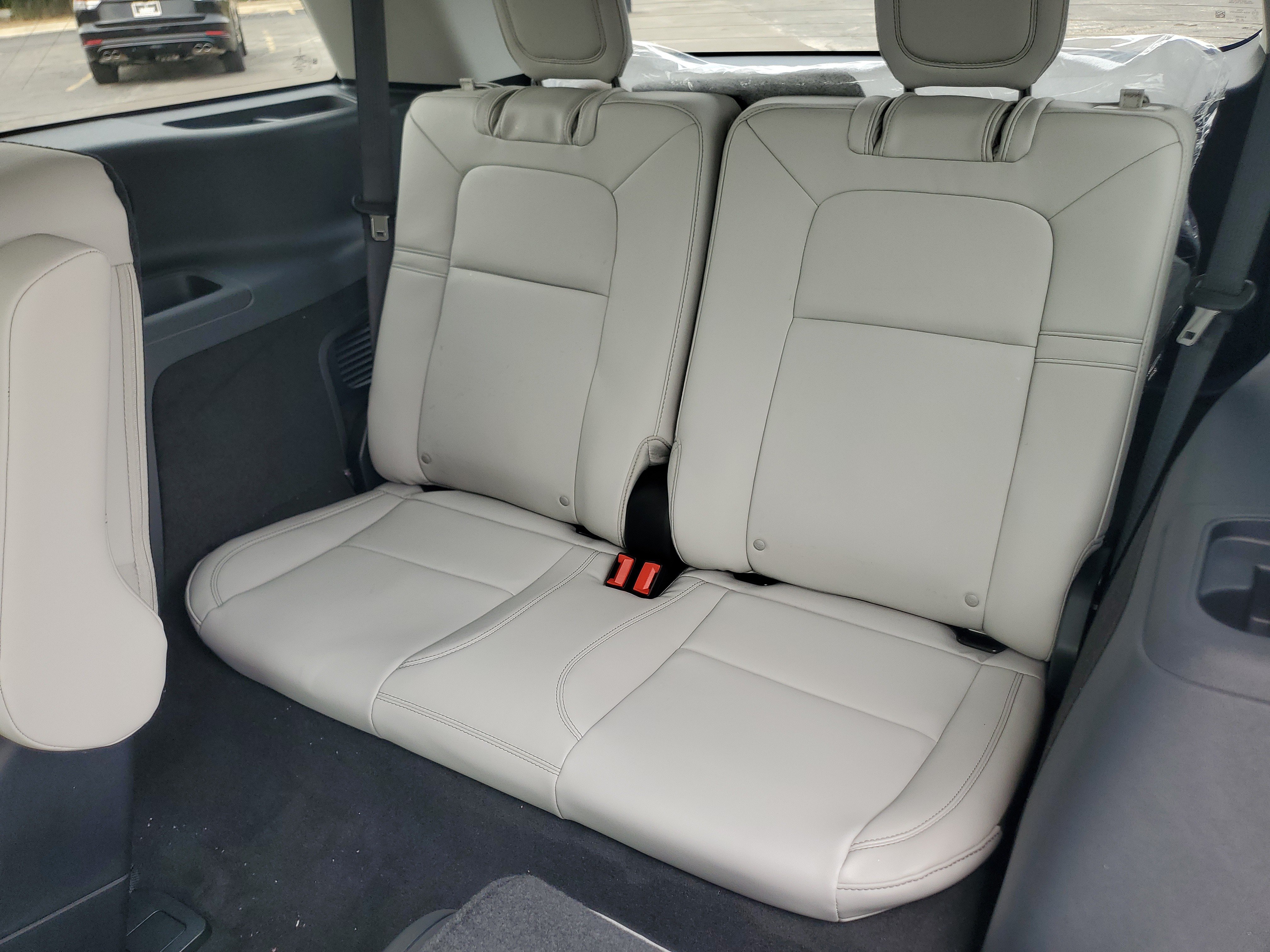 New 2026 Lincoln Aviator AWD image 27