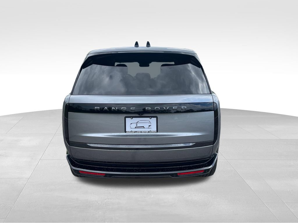 Used 2026 Land Rover Range Rover SE AWD/4WD image 4