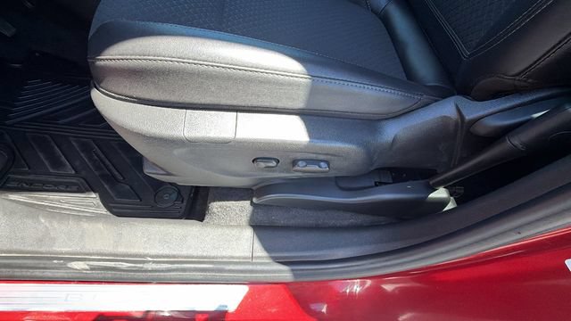 Used 2022 Buick Encore Preferred w/ Safety Package AWD/4WD image 21