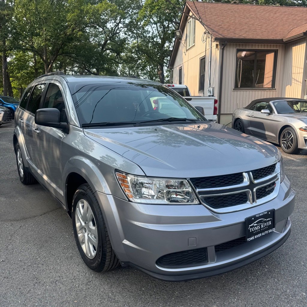 Used 2020 Dodge Journey SE w/ SE Popular Equipment Group image 8