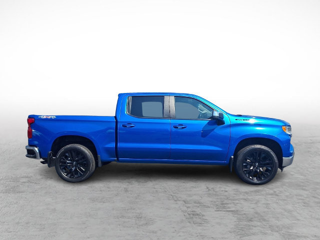 Used 2023 Chevrolet Silverado 1500 LT w/ LPO, Dark Essentials Package AWD/4WD image 7