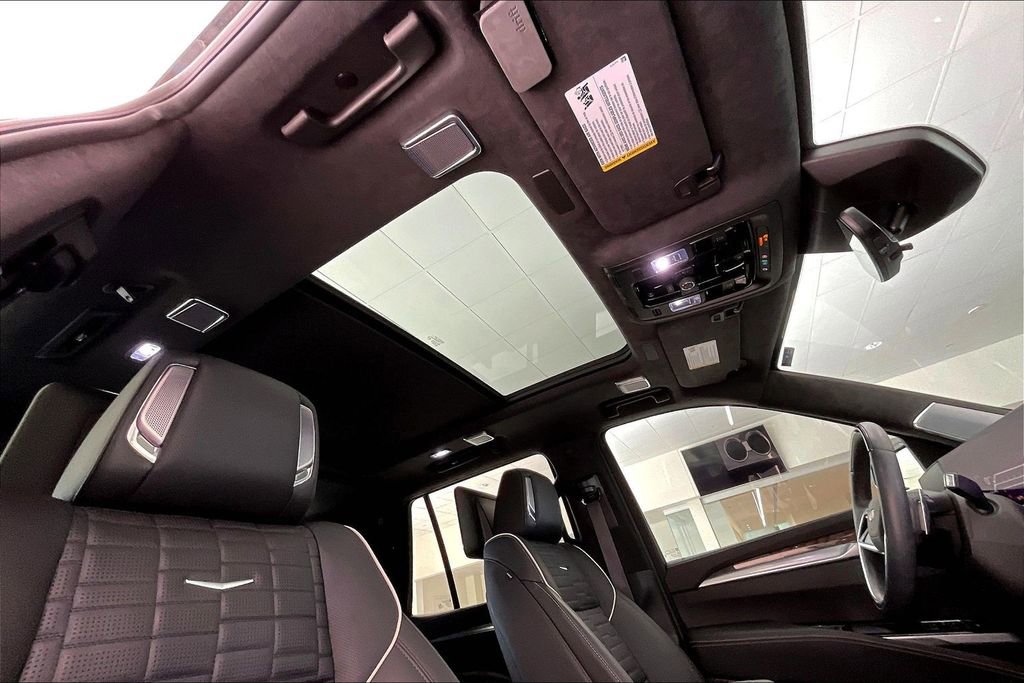 Used 2025 Cadillac Escalade Sport Platinum image 22
