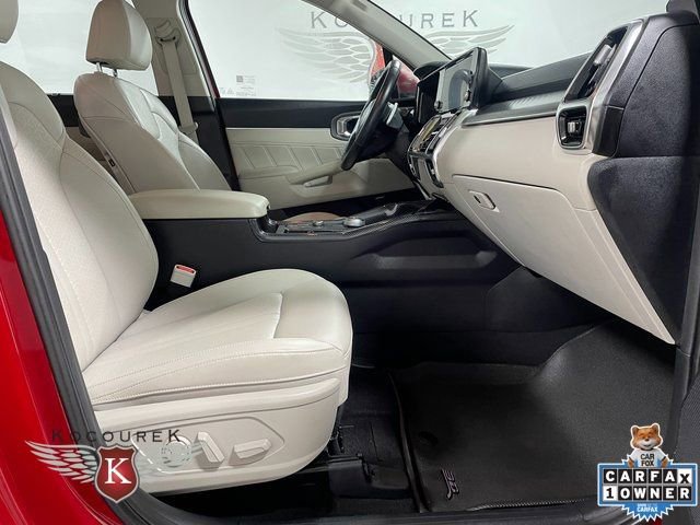 Used 2023 Kia Sorento SX Prestige image 23