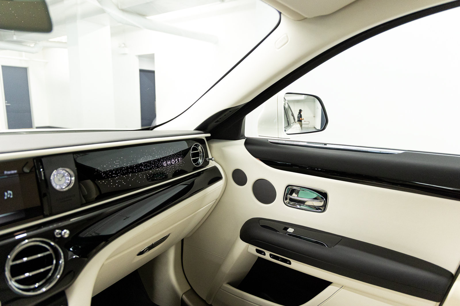 Certified 2023 Rolls-Royce Ghost AWD/4WD image 44