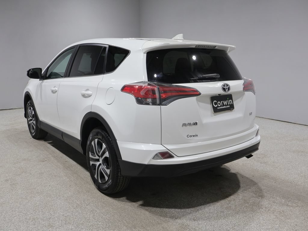 Used 2017 Toyota RAV4 LE w/ Carpet Mat Package FWD image 5