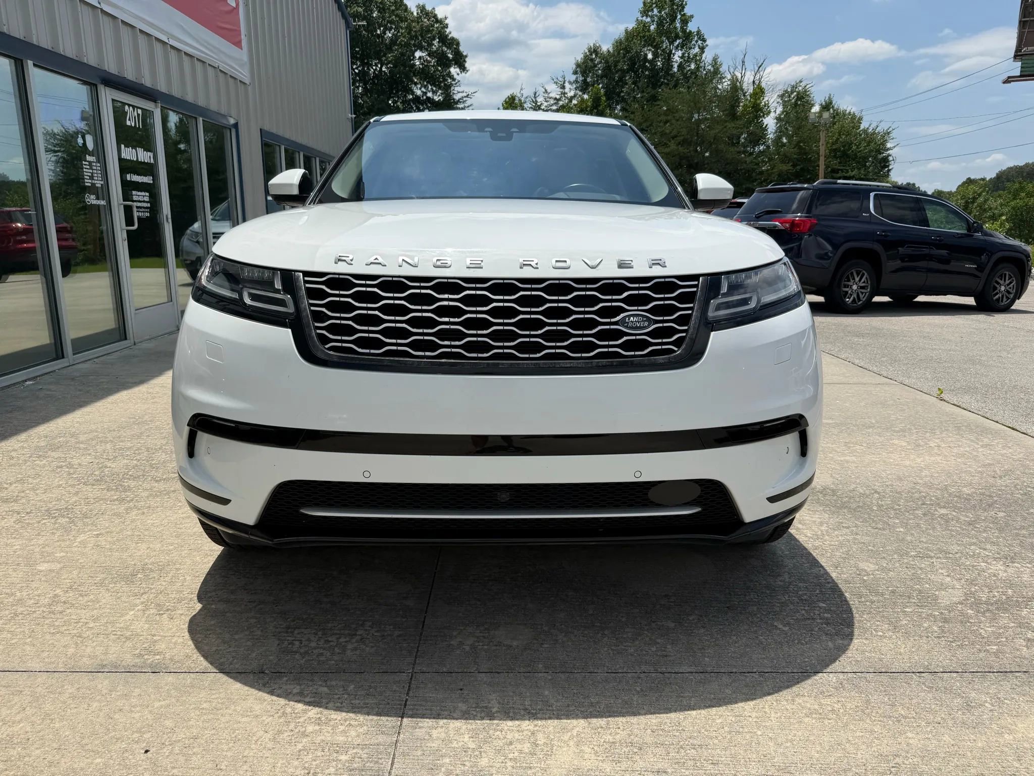 Used 2020 Land Rover Range Rover Velar S image 32