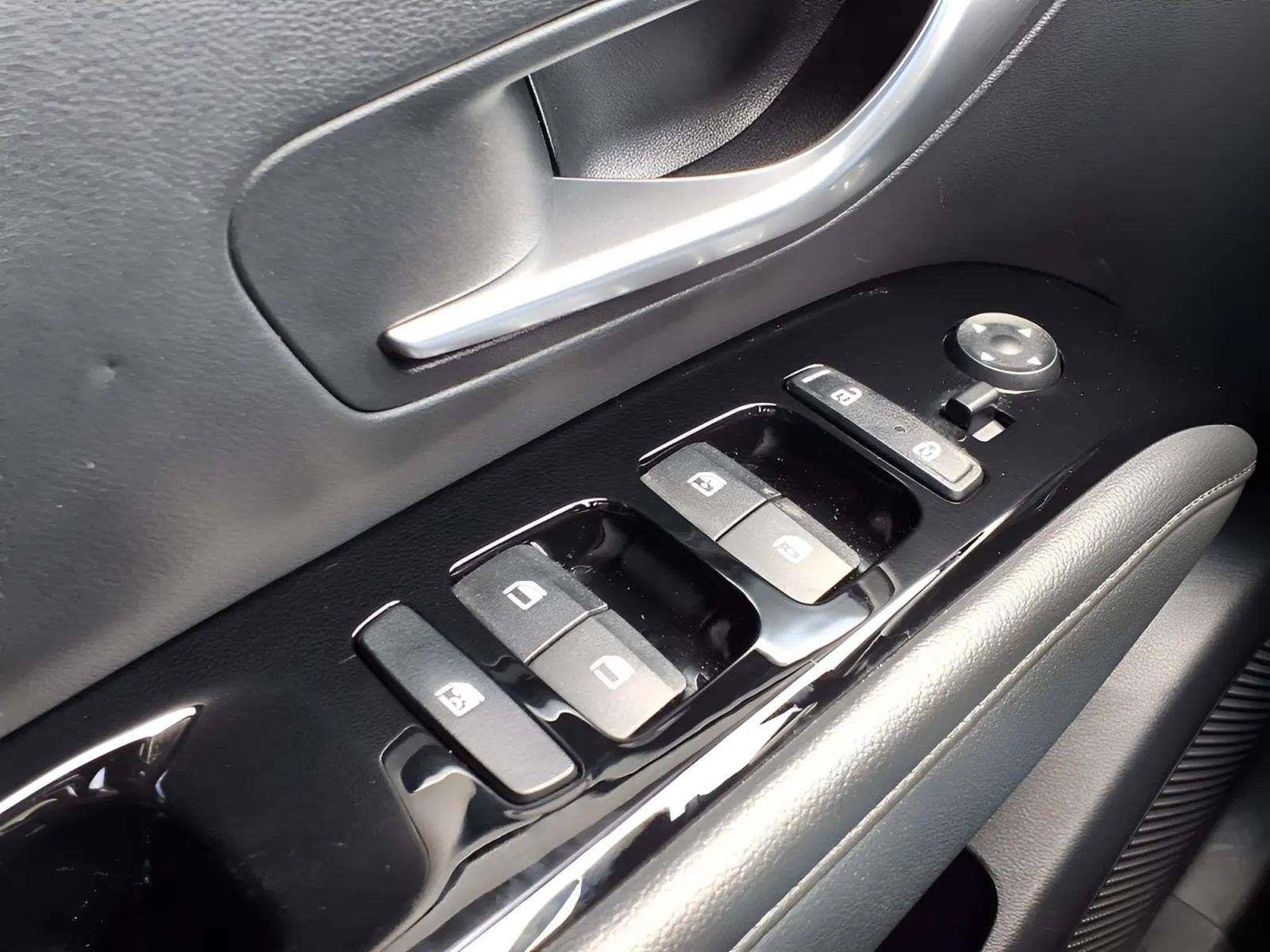 Certified 2023 Hyundai Tucson Limited FWD image 17