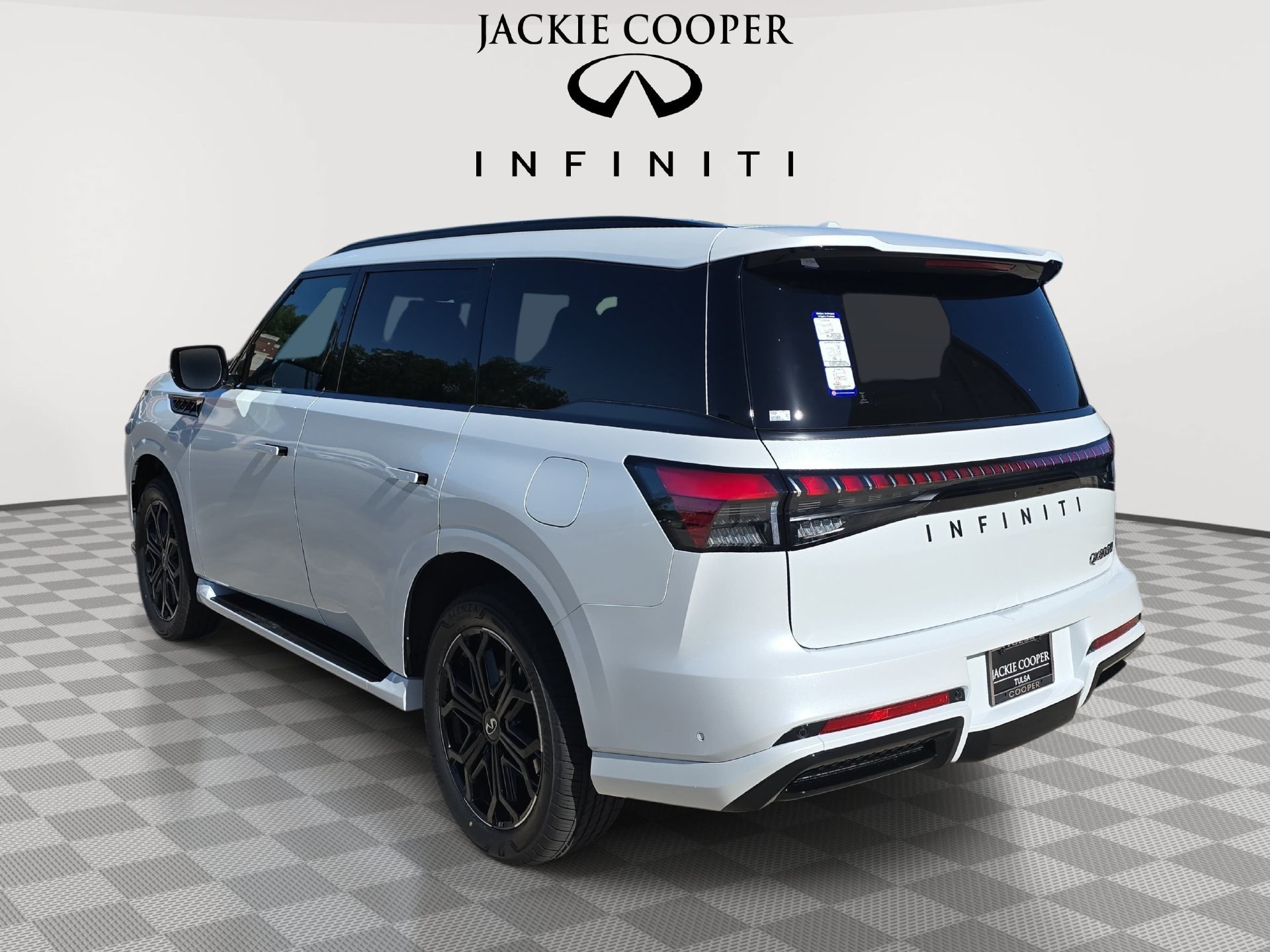 New 2026 INFINITI QX80 4WD image 7
