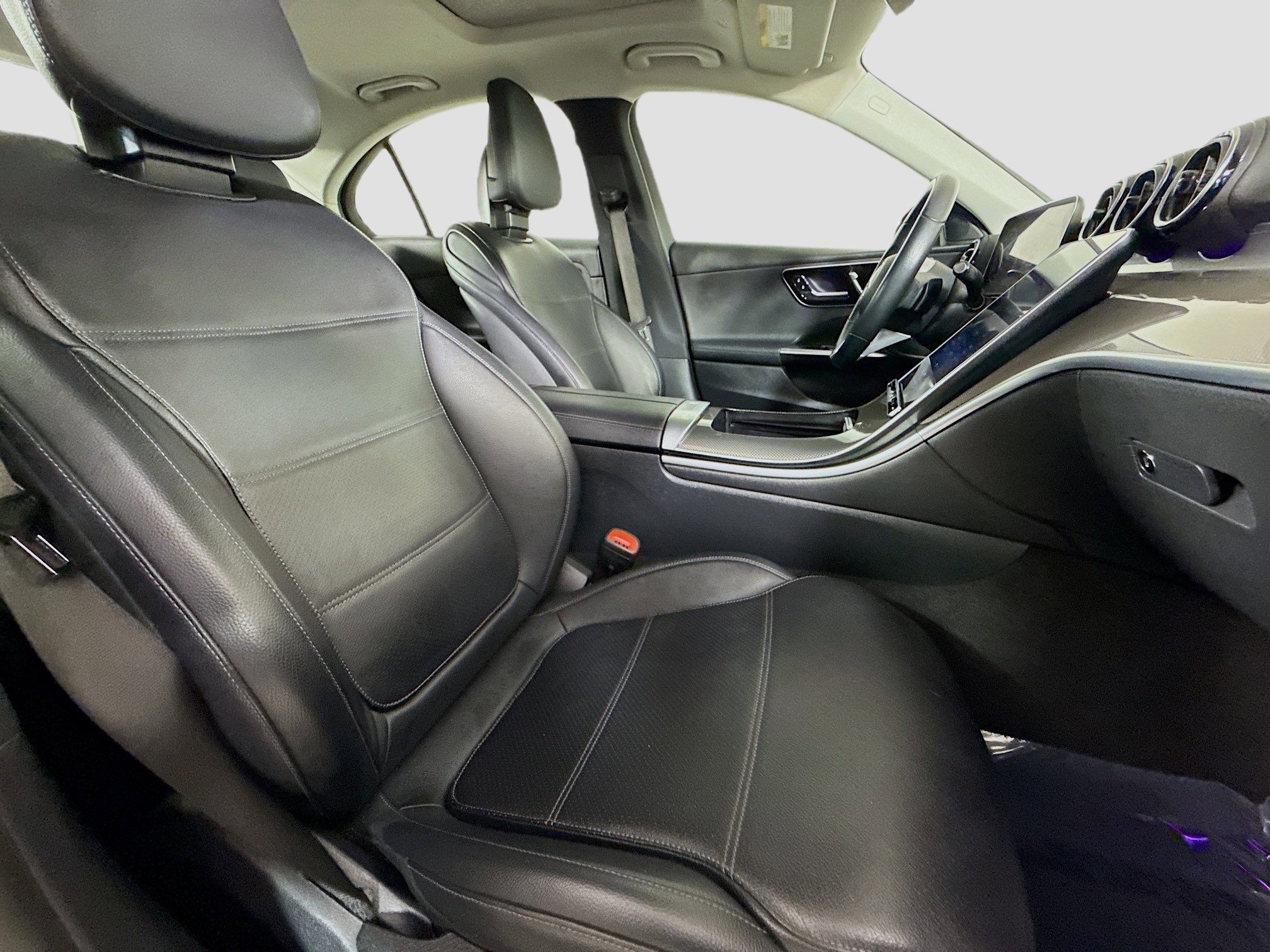 Used 2022 Mercedes-Benz C 300 Sedan image 29