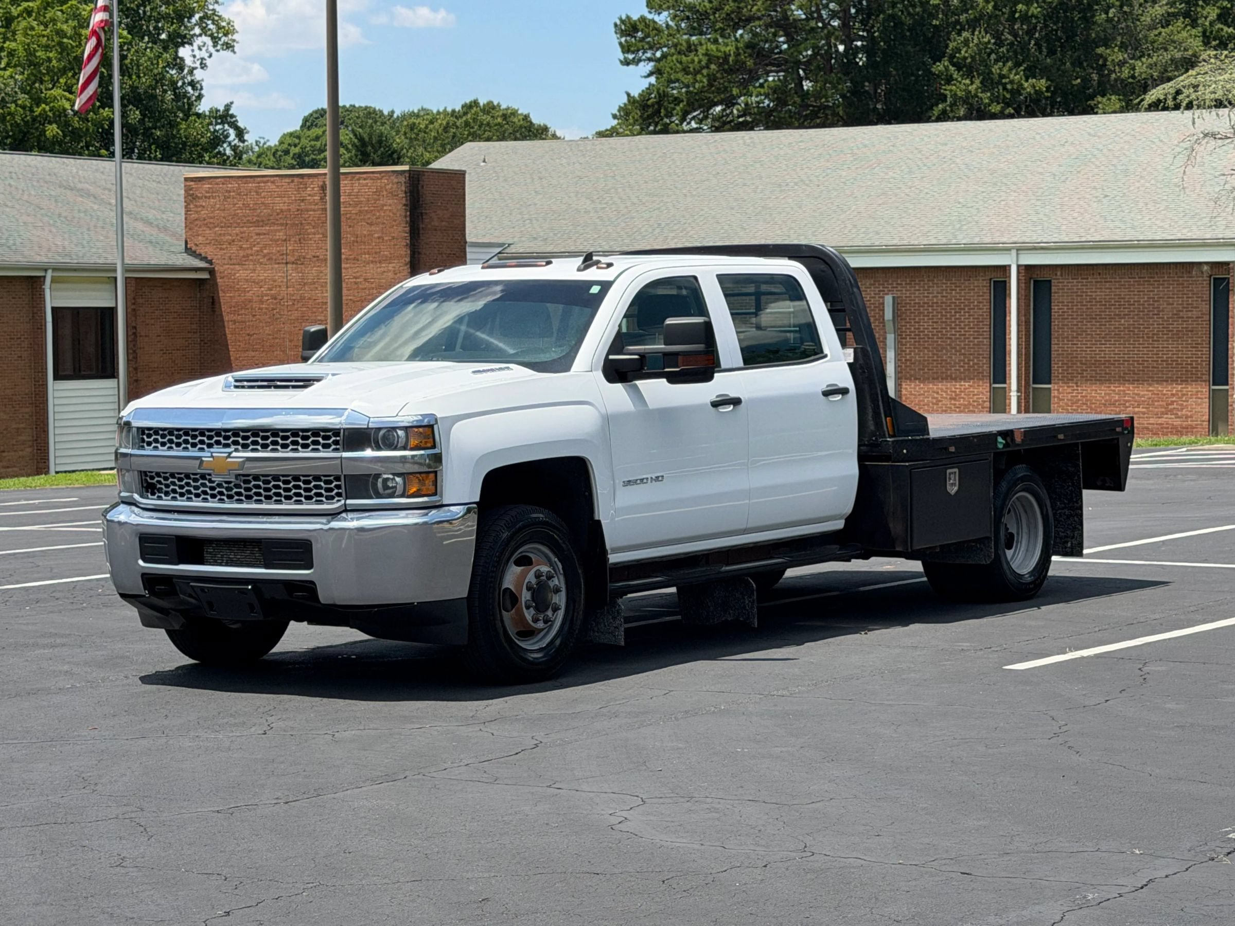 Used 2019 Chevrolet Silverado 3500 W/T w/ WT Convenience Package AWD/4WD image 1