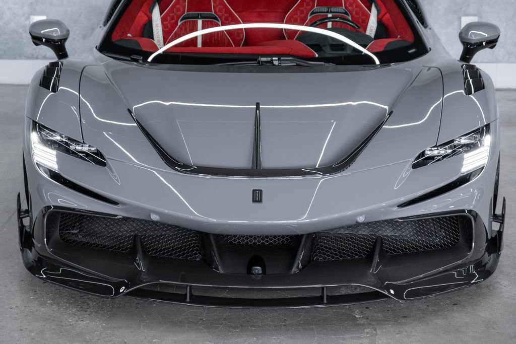 Used 2022 Ferrari SF90 Spider AWD/4WD image 8