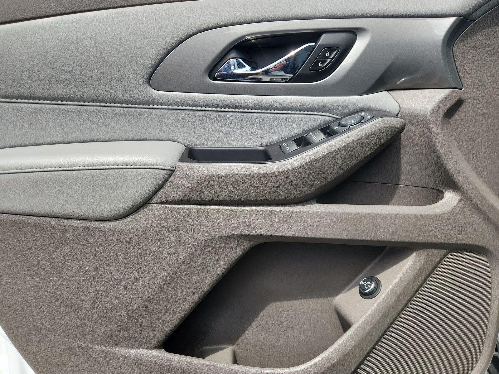 Certified 2019 Chevrolet Traverse LT FWD image 21