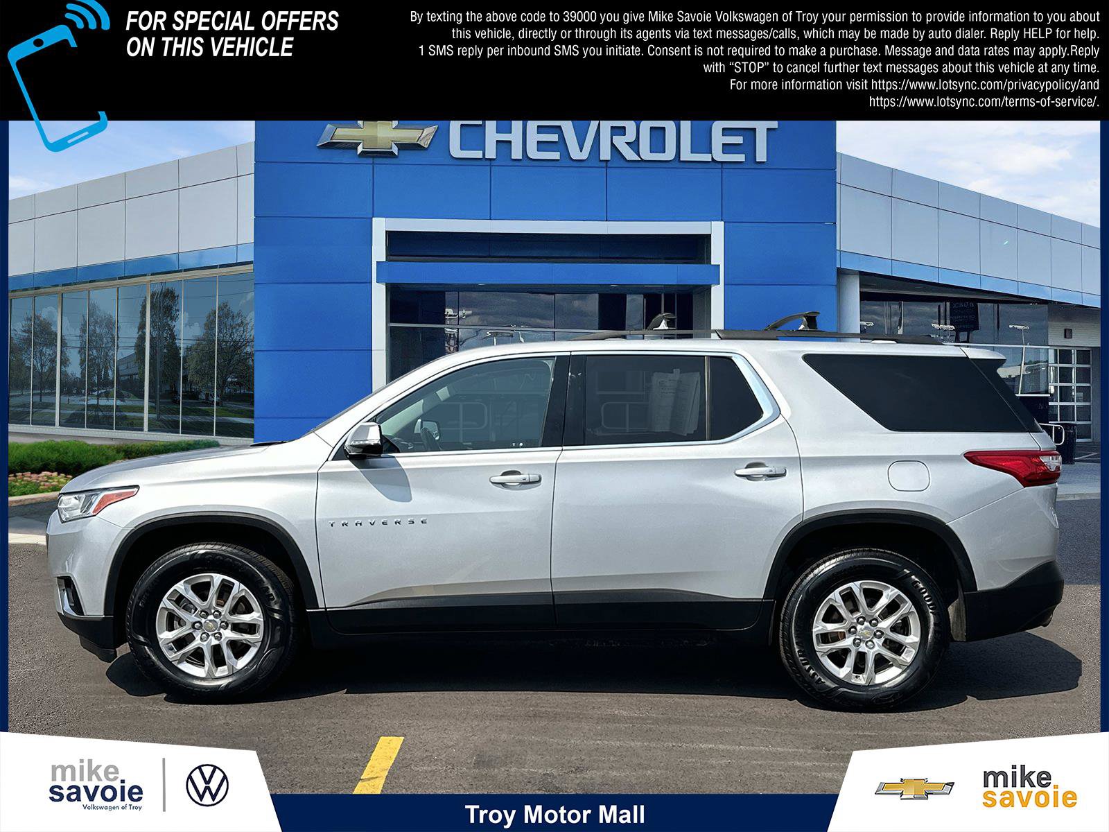 Certified 2020 Chevrolet Traverse LT FWD image 2