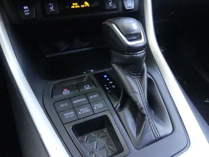 Used 2025 Toyota RAV4 XLE Premium w/ Weather Package AWD/4WD image 13