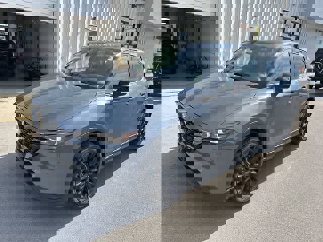 Used 2024 MAZDA CX-5 Carbon Edition image 2