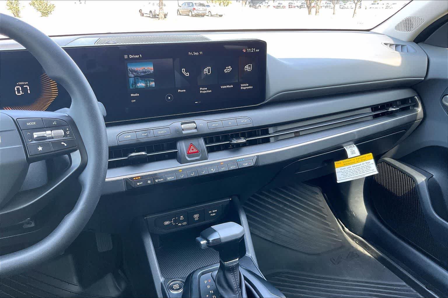 Used 2025 Kia K4 FWD image 13